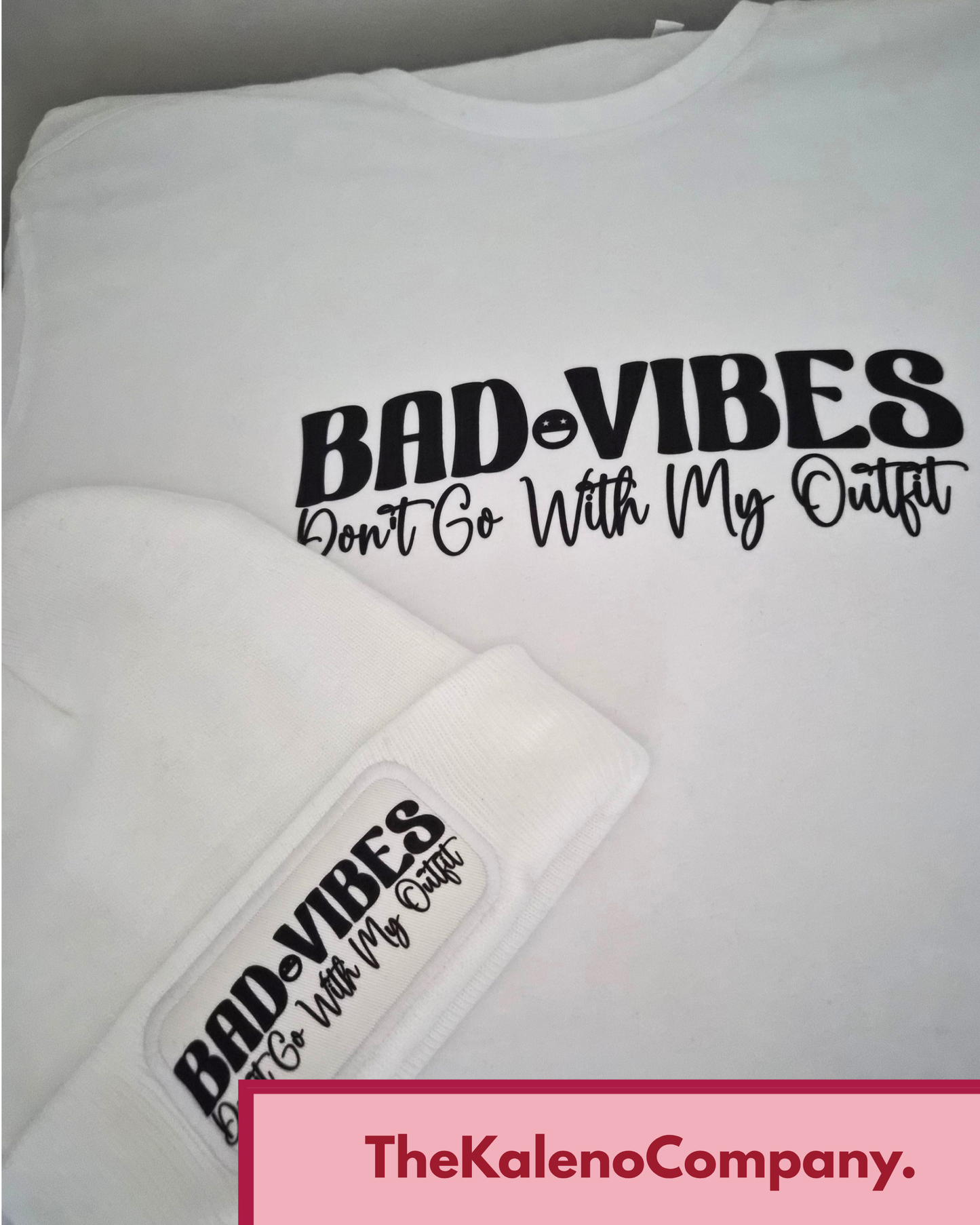 Bad vibes don’t go with my outfit Beanie & T-shirt bundle