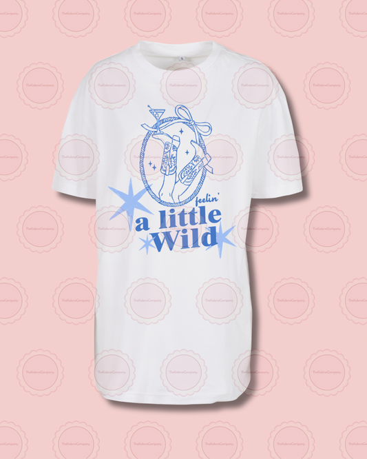 Feeling a little wild - Women’s oversized white tee